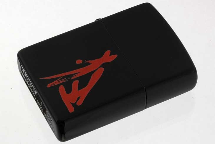 Zippo ジッポー 絶版・2000年製造 漢字 狂 メール便可