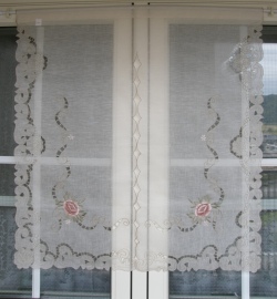 ♪♪カットワーク刺繍のれん♪♪