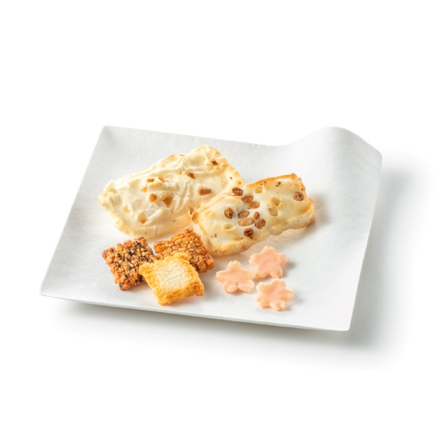 H02桜ぼっくす皿2026